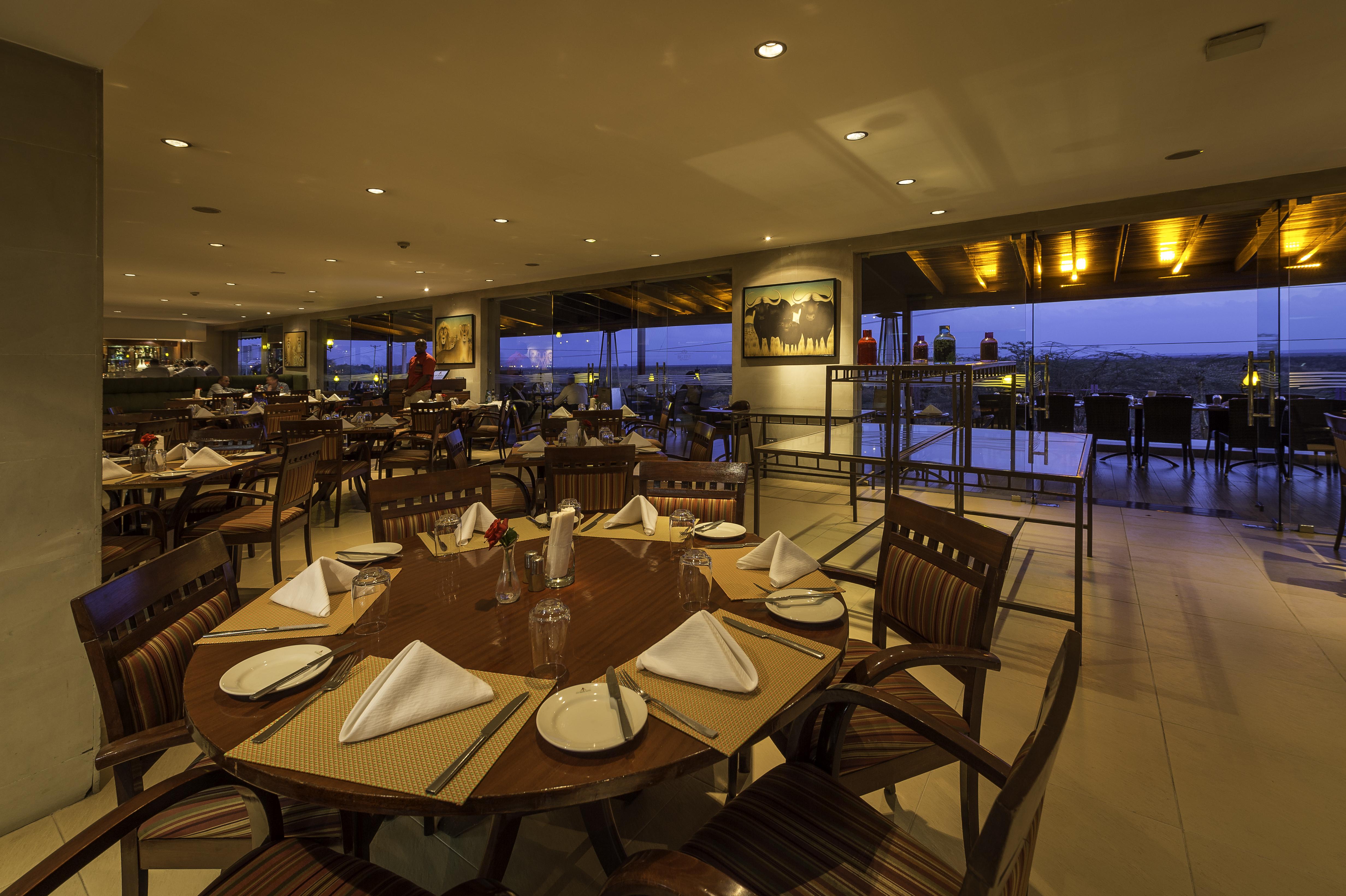 Ole Sereni Nairobi Bagian luar foto