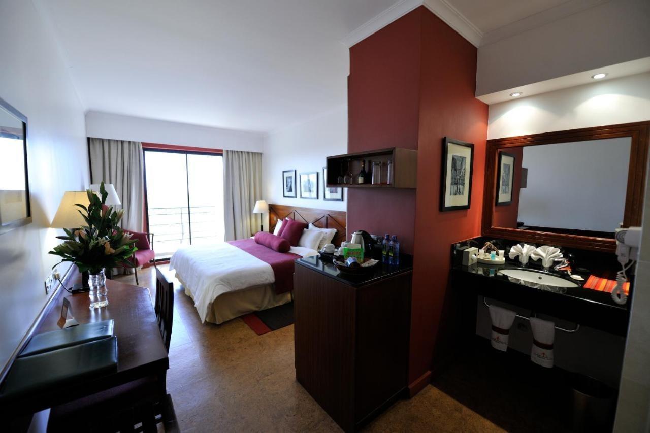 Ole Sereni Nairobi Bagian luar foto